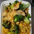 Best Chicken with Broccoli in Bridgeport, CT